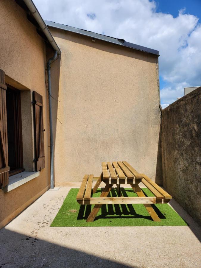 Villa La Petite Chaume Châteauroux Exterior foto